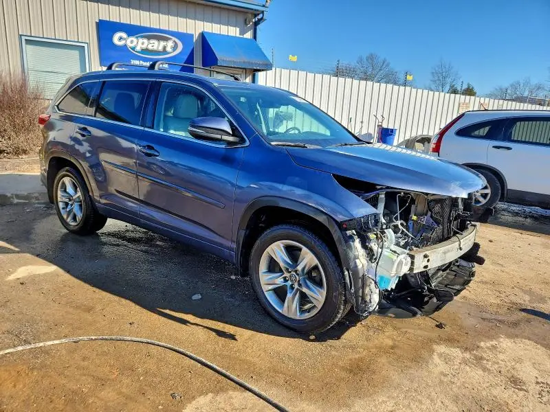 2017 TOYOTA HIGHLANDER LIMITED  