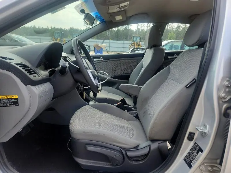 2013 HYUNDAI ACCENT GLS  