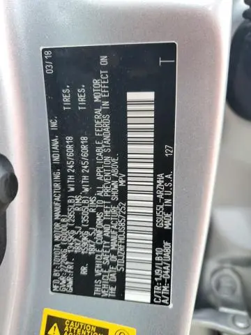2018 TOYOTA HIGHLANDER SE  