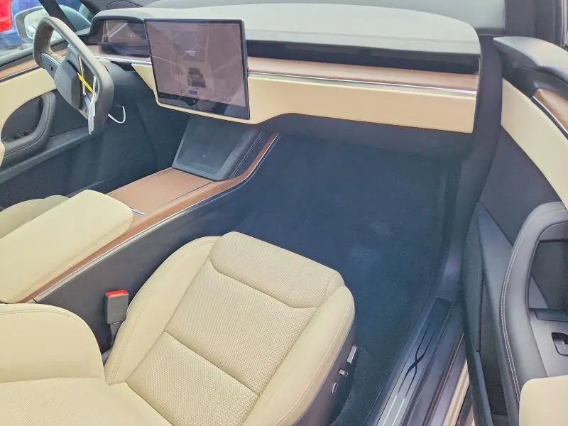 2025 TESLA MODEL X   