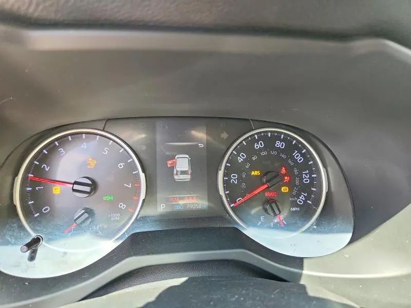 2019 TOYOTA RAV4 LE  