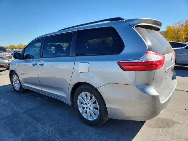 2015 TOYOTA SIENNA XLE  