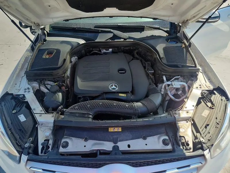 2020 MERCEDES-BENZ GLC 300  