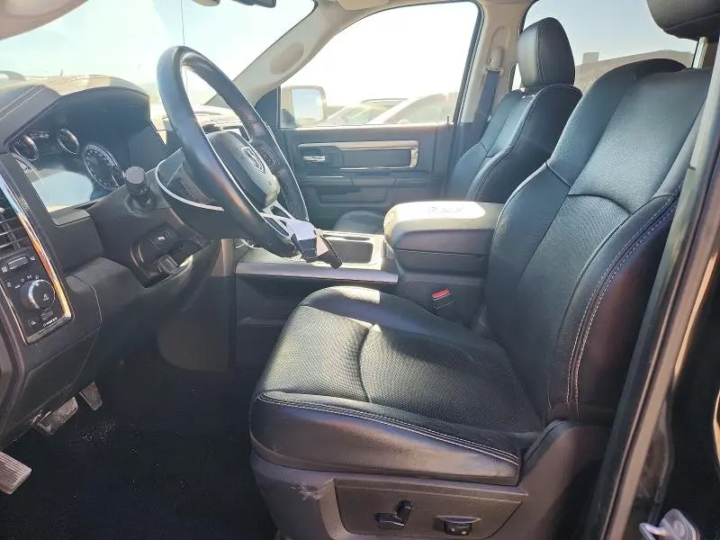 2016 RAM 1500 SPORT  