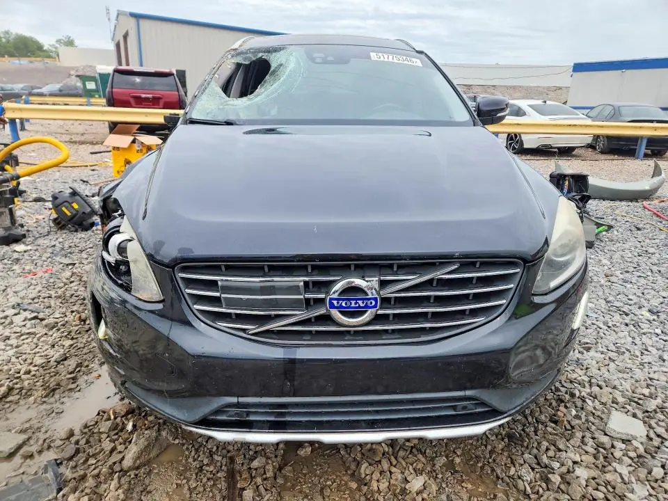 2015 VOLVO XC60 T6 PLATINUM  