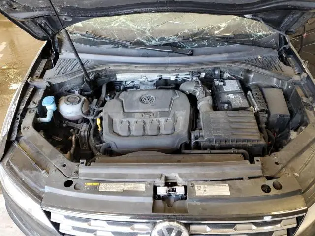 2020 VOLKSWAGEN TIGUAN SE  