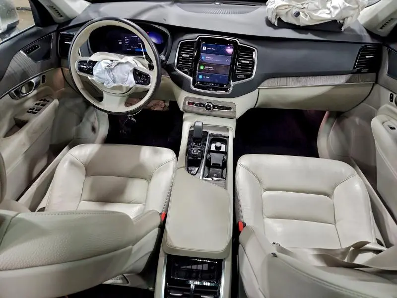 2024 VOLVO XC90 PLUS  