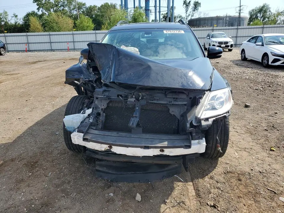 2011 MAZDA CX-9   