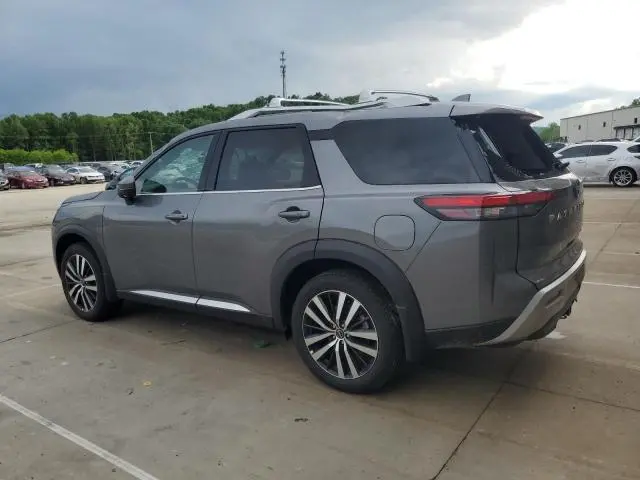2024 NISSAN PATHFINDER PLATINUM  