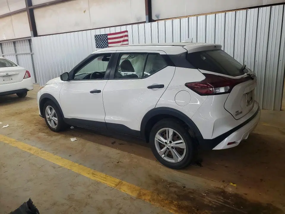 2021 NISSAN KICKS S  