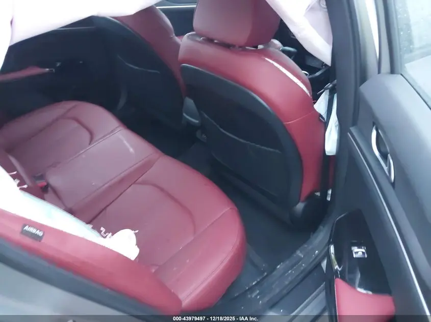 2026 KIA K5 GT-LINE FWD