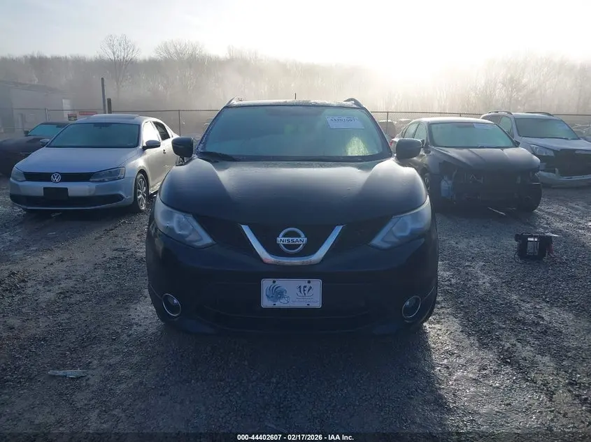 2017 NISSAN ROGUE SPORT SV