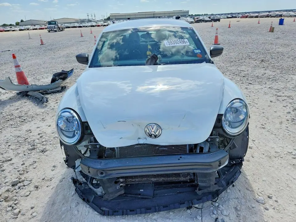 2017 VOLKSWAGEN BEETLE 1.8T  