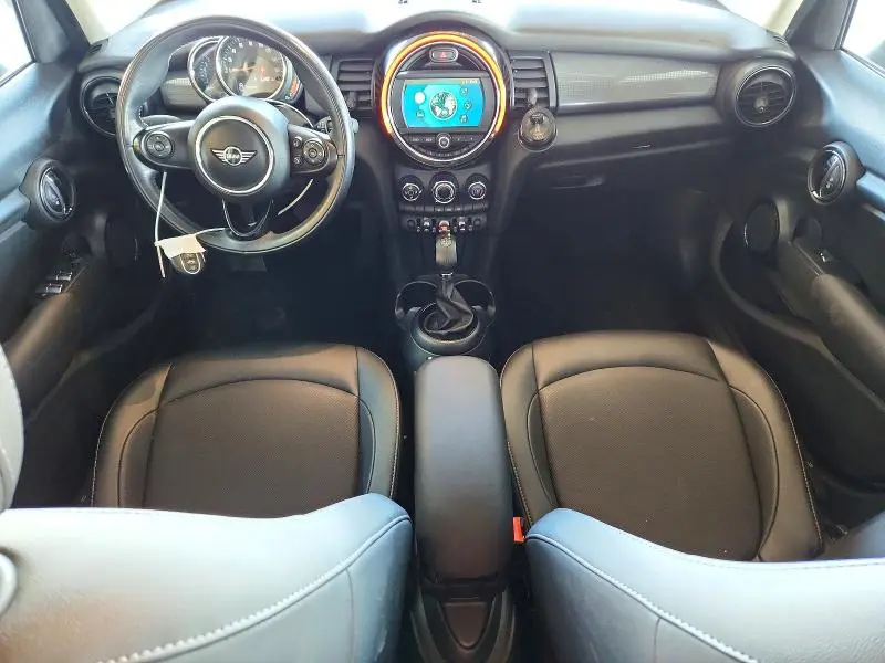 2019 MINI COOPER   