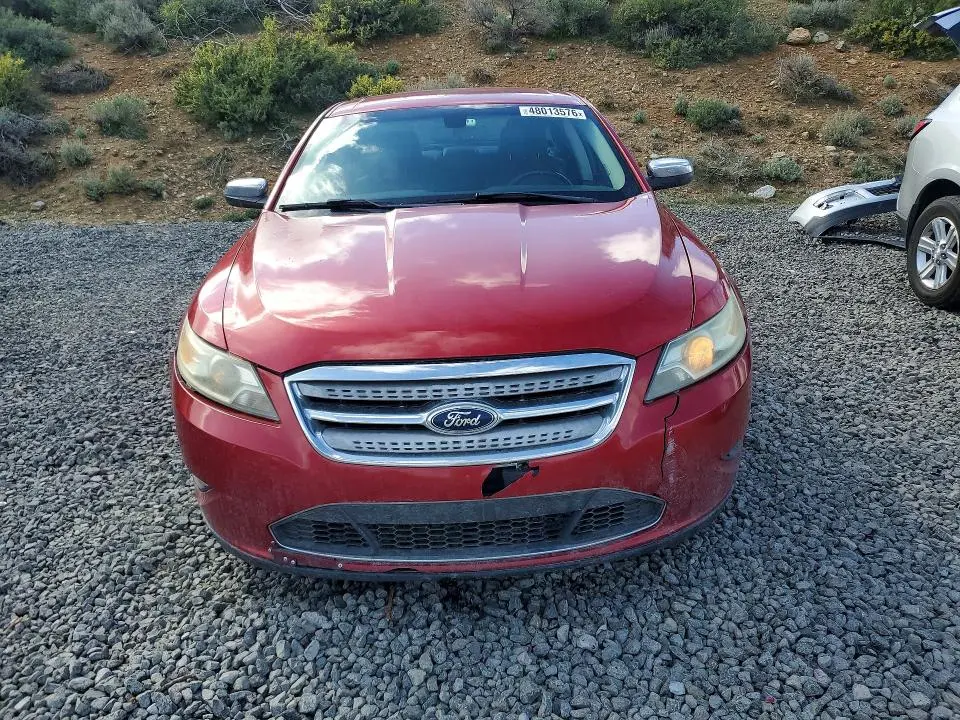2011 FORD TAURUS LIMITED  