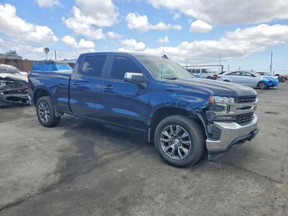 2021 CHEVROLET SILVERADO K1500 LT  