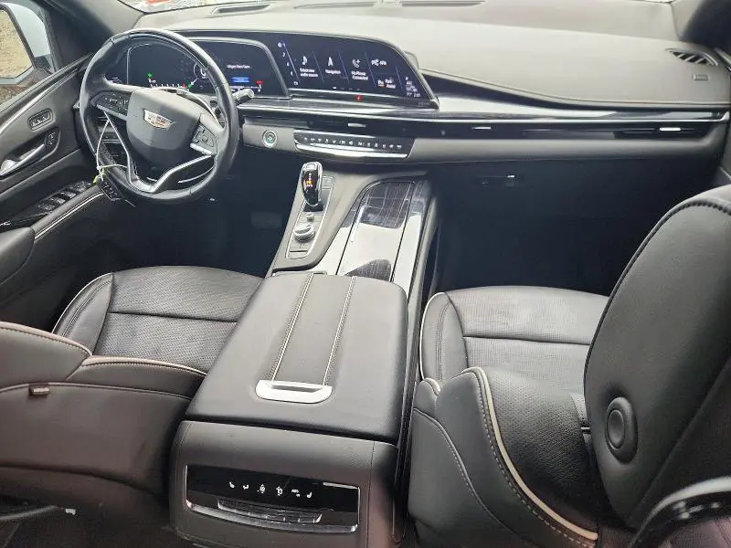 2023 CADILLAC ESCALADE ESV SPORT  