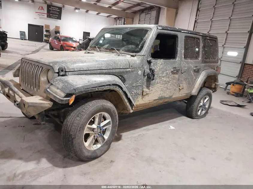 2018 JEEP WRANGLER UNLIMITED SAHARA 4X4