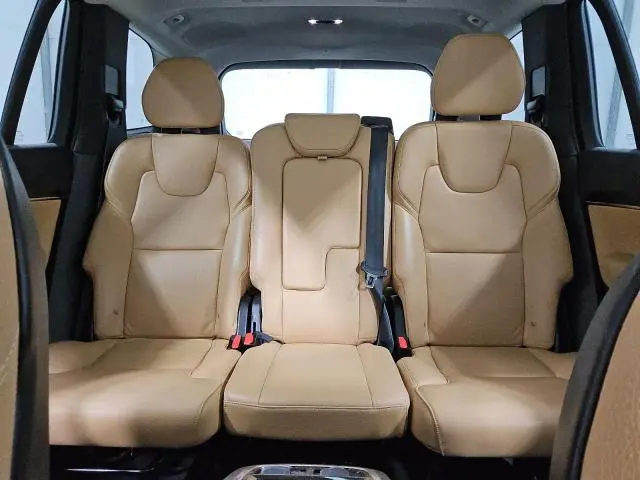 2016 VOLVO XC90 T6  
