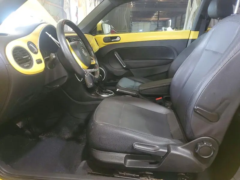 2013 VOLKSWAGEN BEETLE   