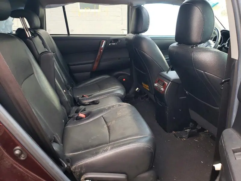 2012 TOYOTA HIGHLANDER LIMITED  