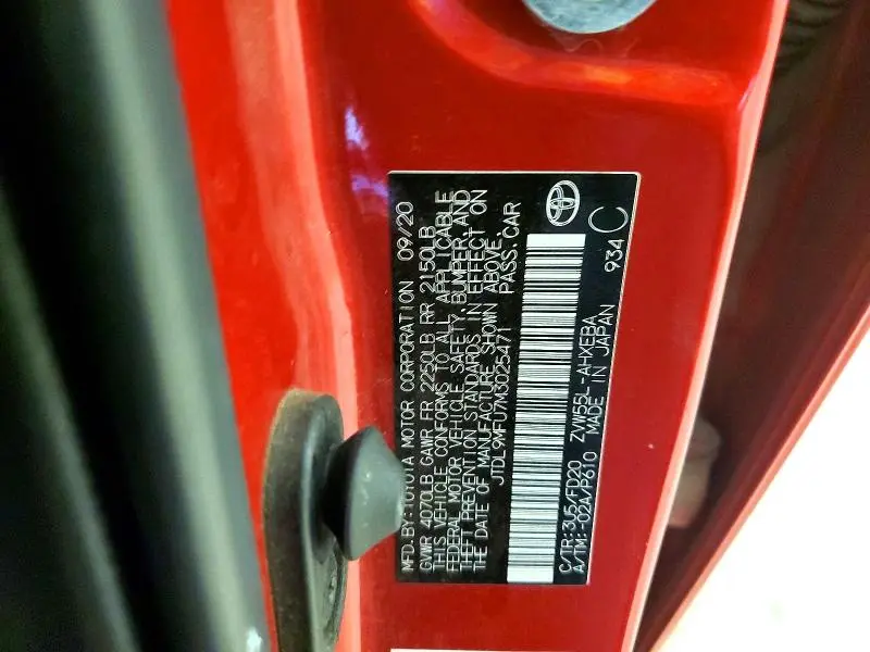 2021 TOYOTA PRIUS LE AWD-E  