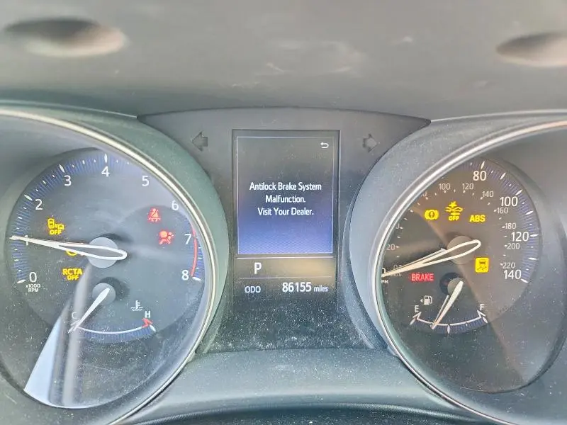 2020 TOYOTA C-HR XLE  