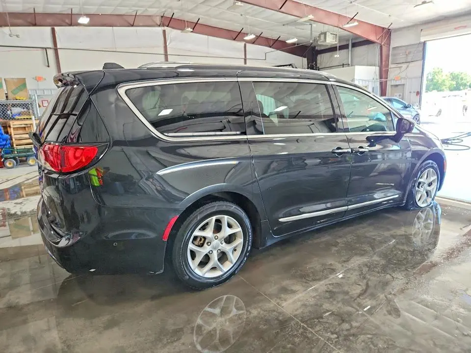 2020 CHRYSLER PACIFICA TOURING L PLUS  