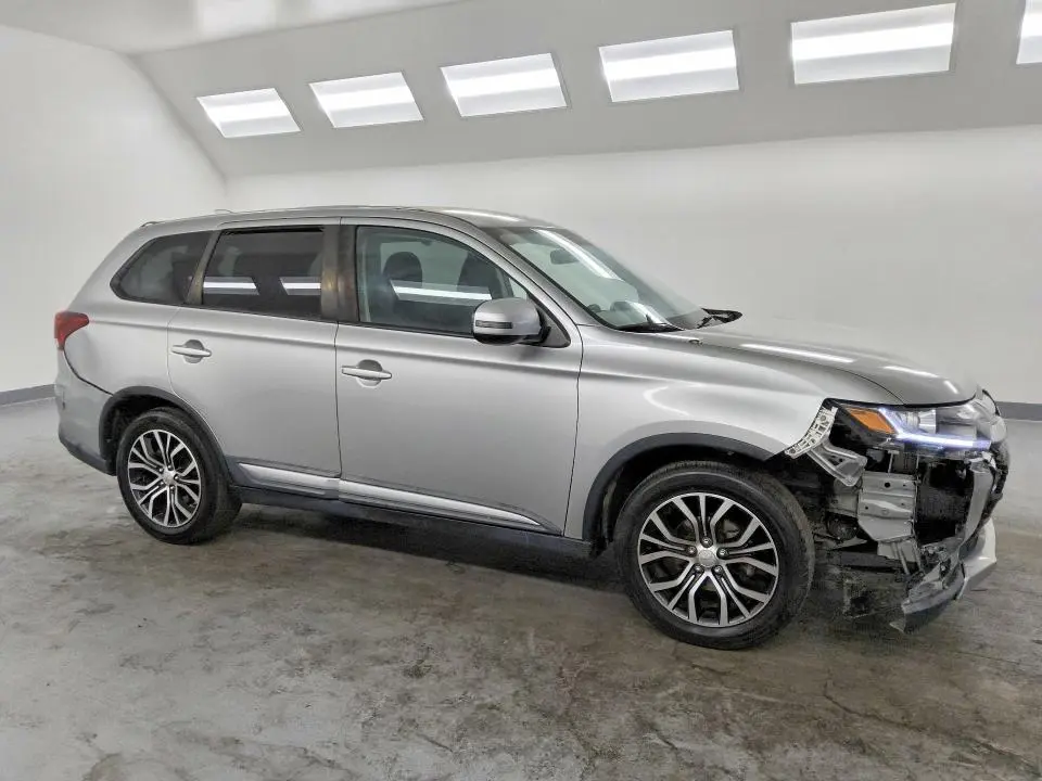2018 MITSUBISHI OUTLANDER SE/SEL/LE  