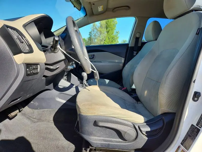 2013 KIA RIO LX  
