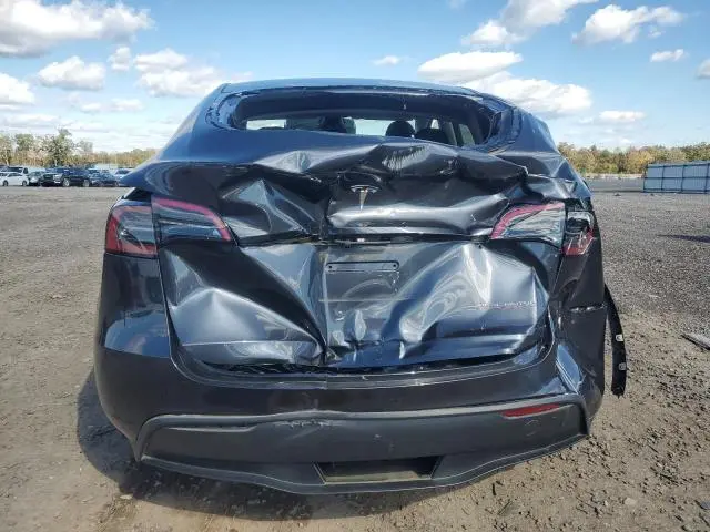 2025 TESLA MODEL Y   