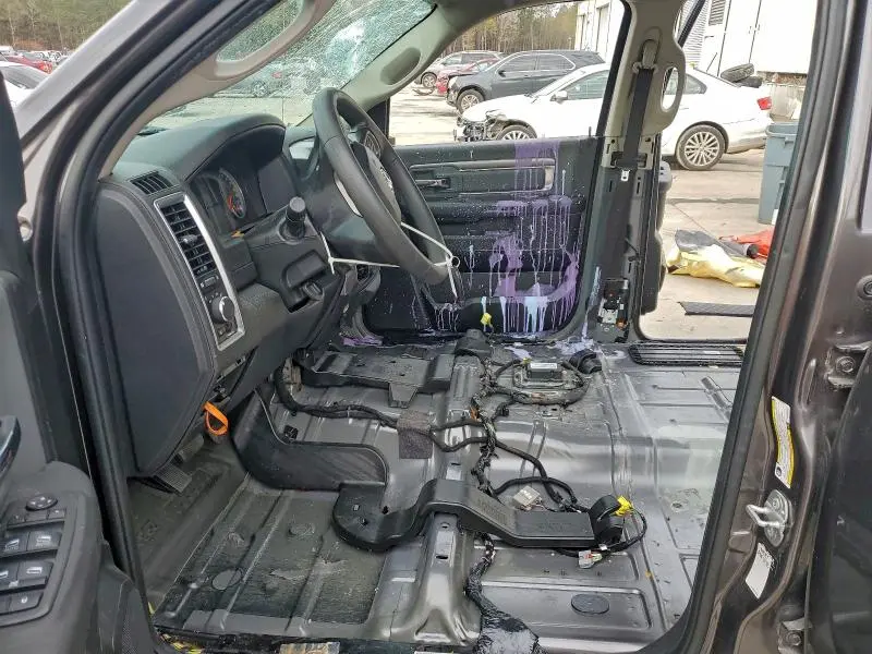 2021 RAM 1500 CLASSIC SLT  