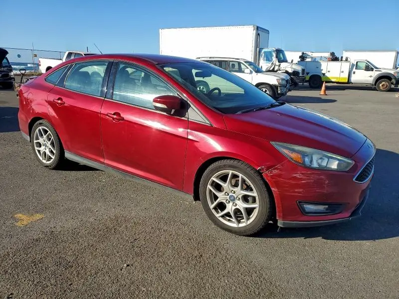 2015 FORD FOCUS SE  