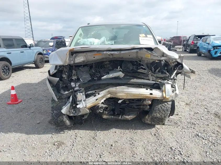 2016 TOYOTA TUNDRA SR5 5.7L V8
