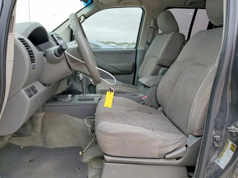2012 NISSAN FRONTIER S  