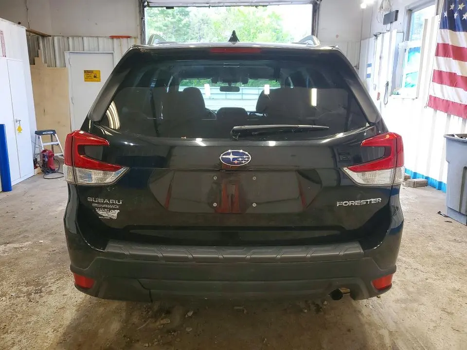 2019 SUBARU FORESTER PREMIUM  
