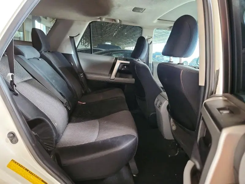 2010 TOYOTA 4RUNNER SR5  