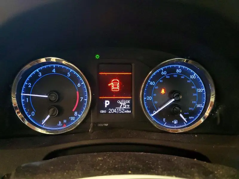 2018 TOYOTA COROLLA LE  