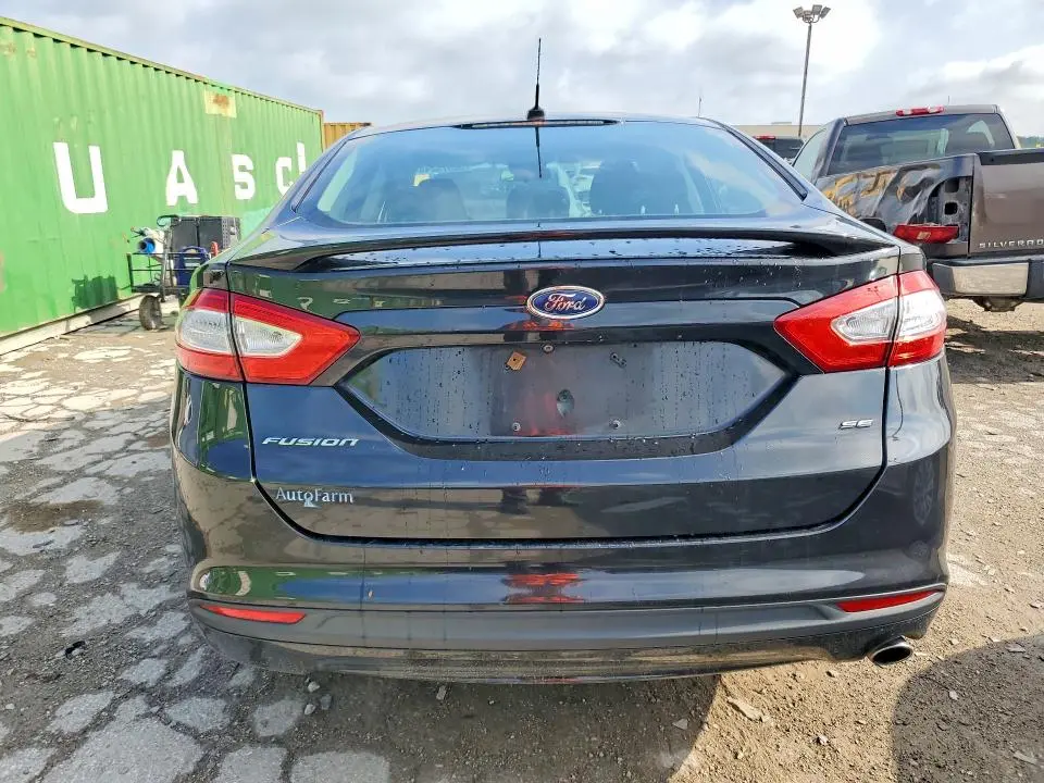 2015 FORD FUSION SE  