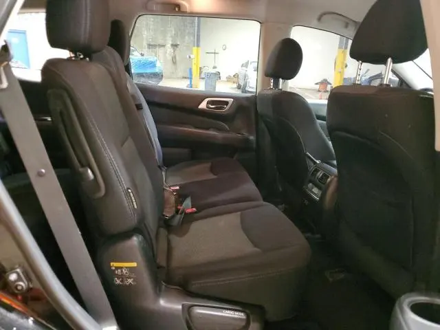 2019 NISSAN PATHFINDER S  