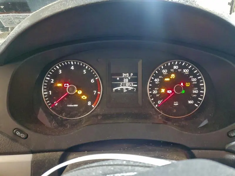 2014 VOLKSWAGEN JETTA SE  