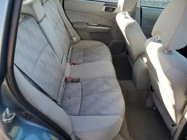 2010 SUBARU FORESTER XS  