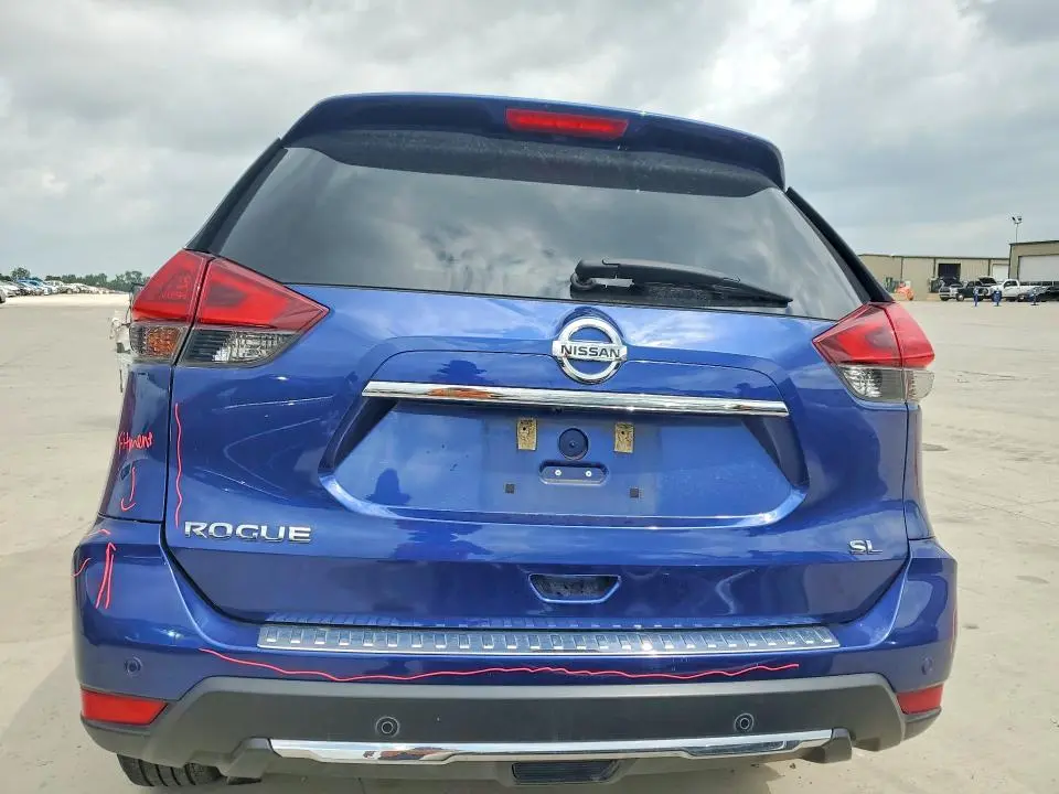 2019 NISSAN ROGUE SL  