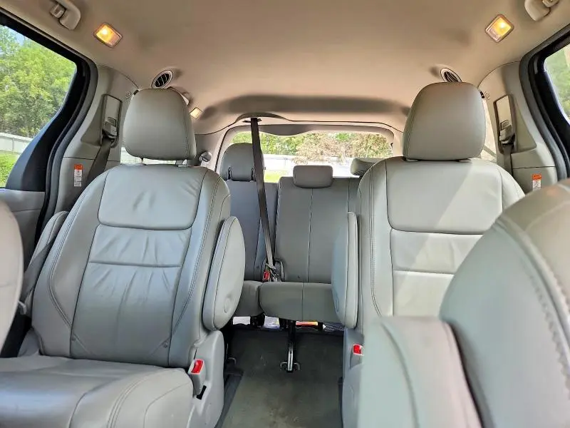2018 TOYOTA SIENNA XLE PREMIUM 7-PASSENGER  