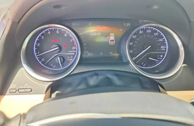 2019 TOYOTA CAMRY XLE  