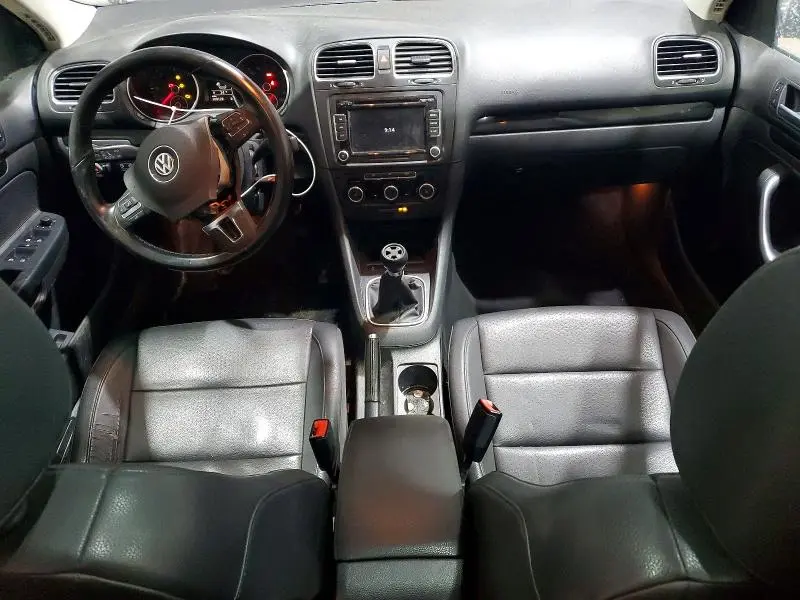 2011 VOLKSWAGEN JETTA TDI  