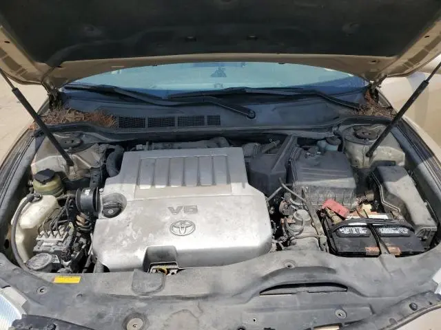 2010 TOYOTA CAMRY SE  