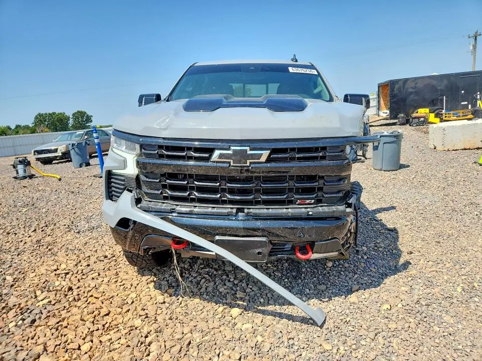 2024 CHEVROLET SILVERADO K1500 LT TRAIL BOSS  