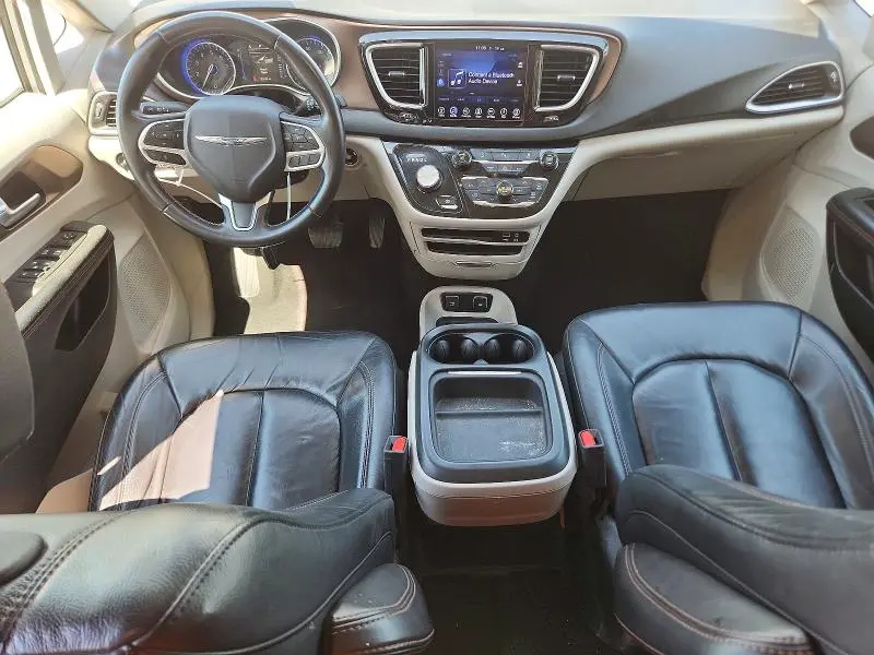 2017 CHRYSLER PACIFICA TOURING L  