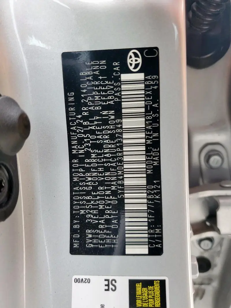 2024 TOYOTA COROLLA LE  